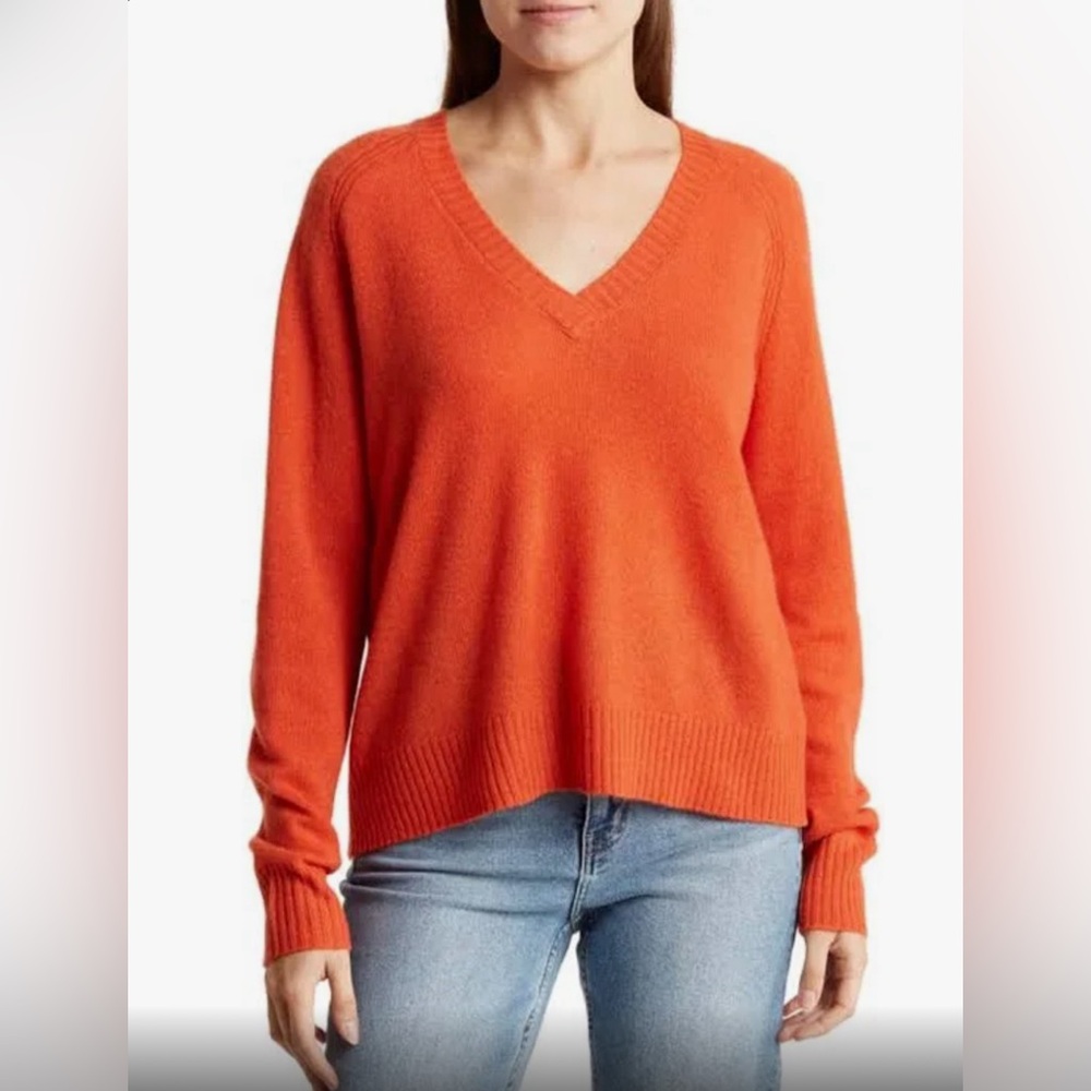 NWOT 360 Cashmere Neon Orange V-Neck Sweater XS